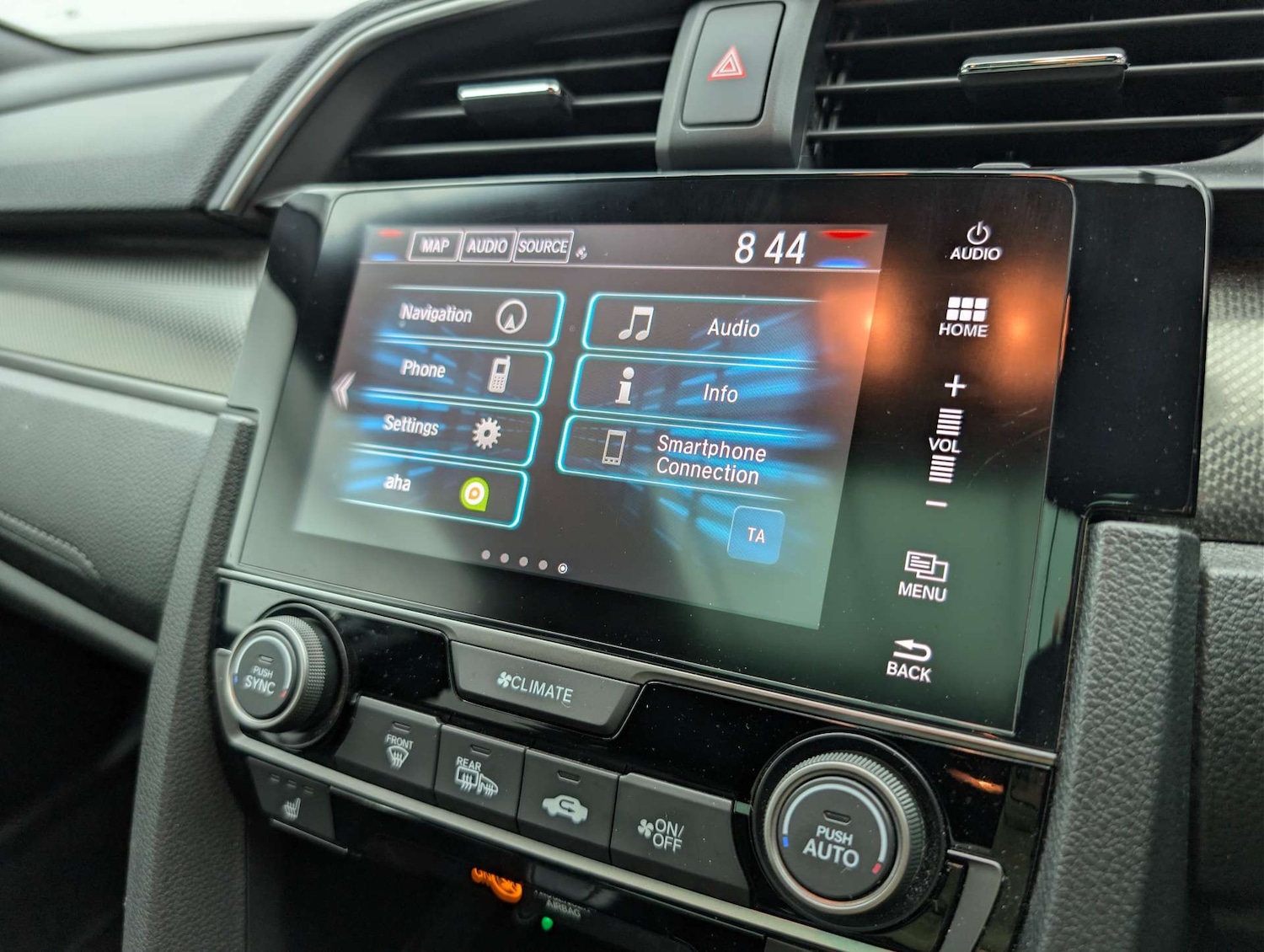 Used Honda Civic 2018 for sale - 77998557: Photo 27