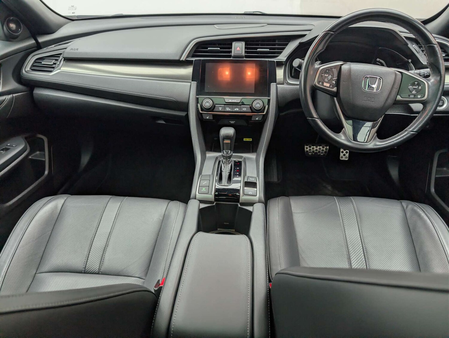 Used Honda Civic 2018 for sale - 77998557: Photo 33