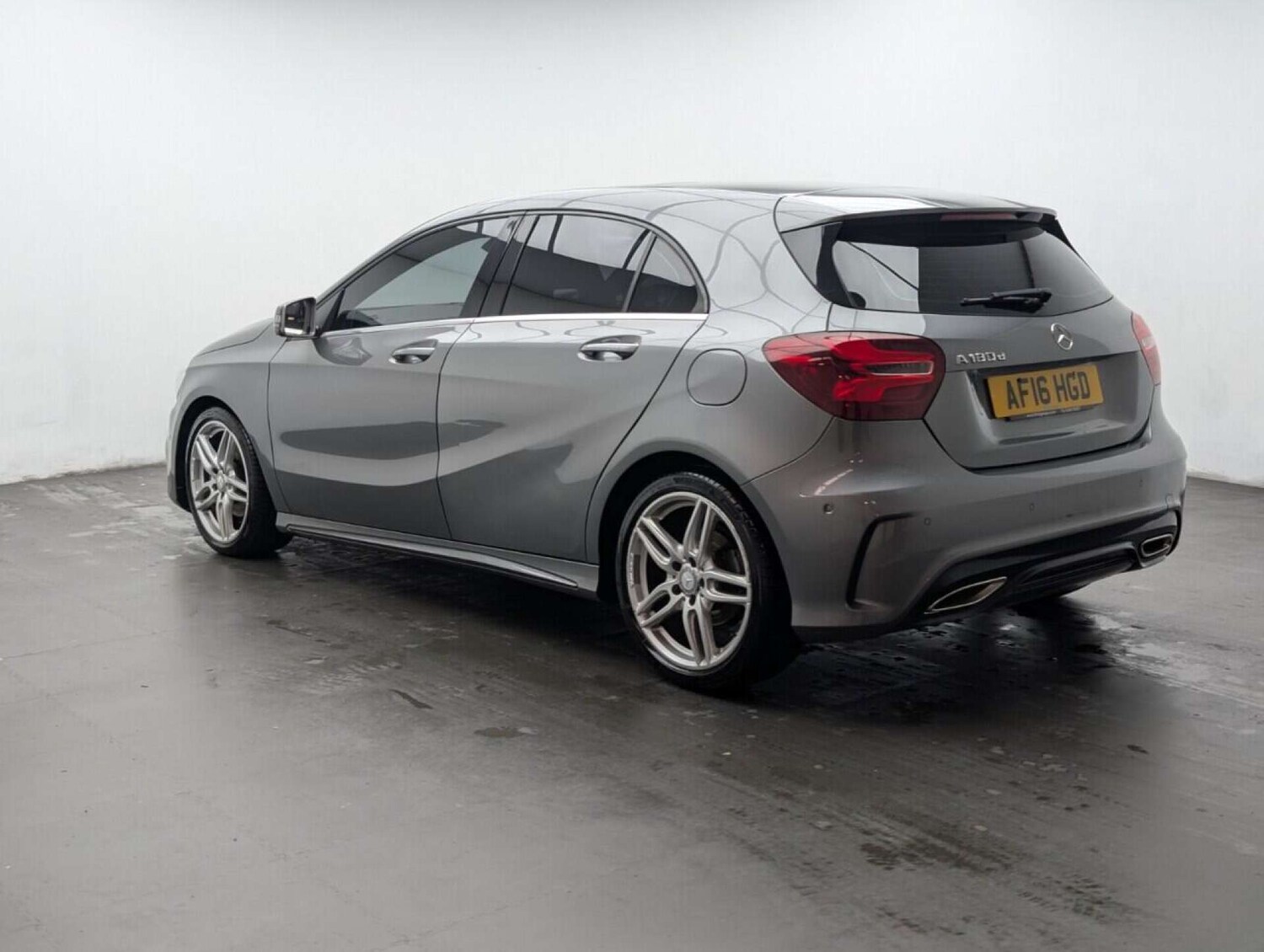 Used Mercedes-Benz A-Class 2016 for sale - 77714233: Photo 17