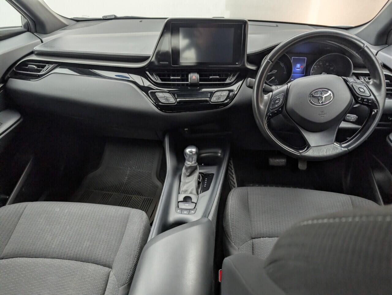 Used Toyota C-HR 2019 for sale - 77073928: Photo 23