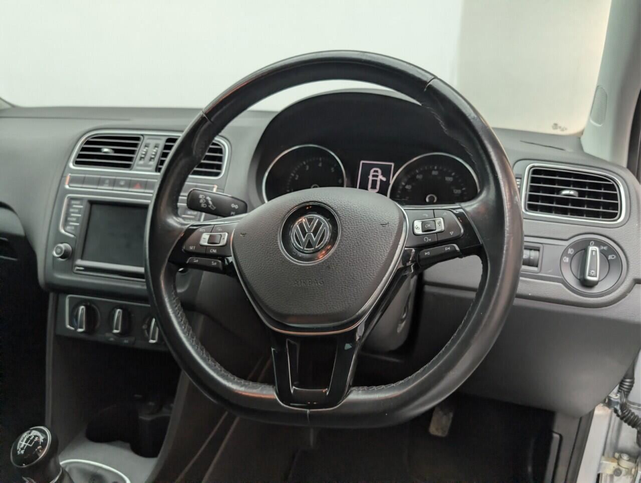 Used Volkswagen Polo 2016 for sale - 76607598: Photo 22