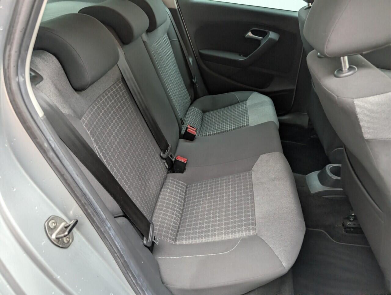 Used Volkswagen Polo 2016 for sale - 76607598: Photo 24