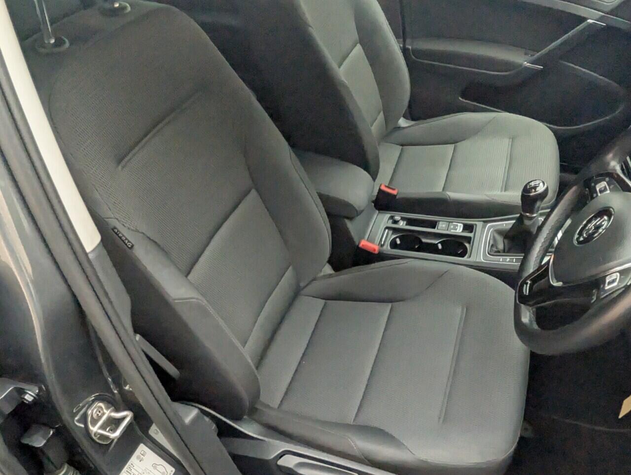 Used Volkswagen Golf 2019 for sale - 76425275: Photo 11