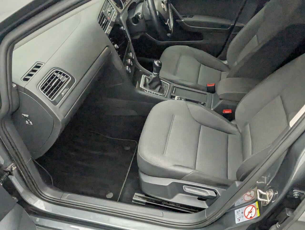 Used Volkswagen Golf 2019 for sale - 76425275: Photo 25