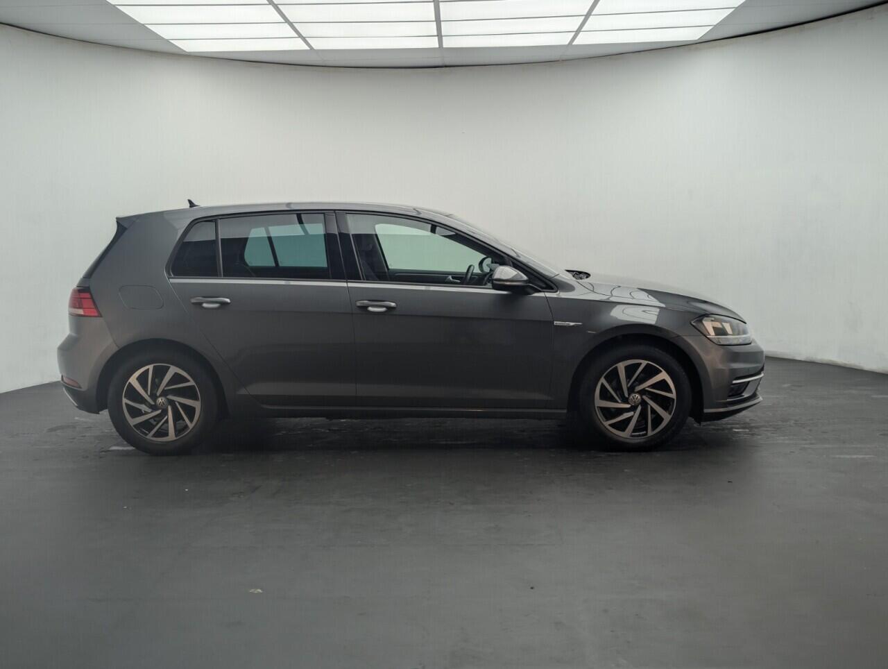Used Volkswagen Golf 2019 for sale - 76425275: Photo 9