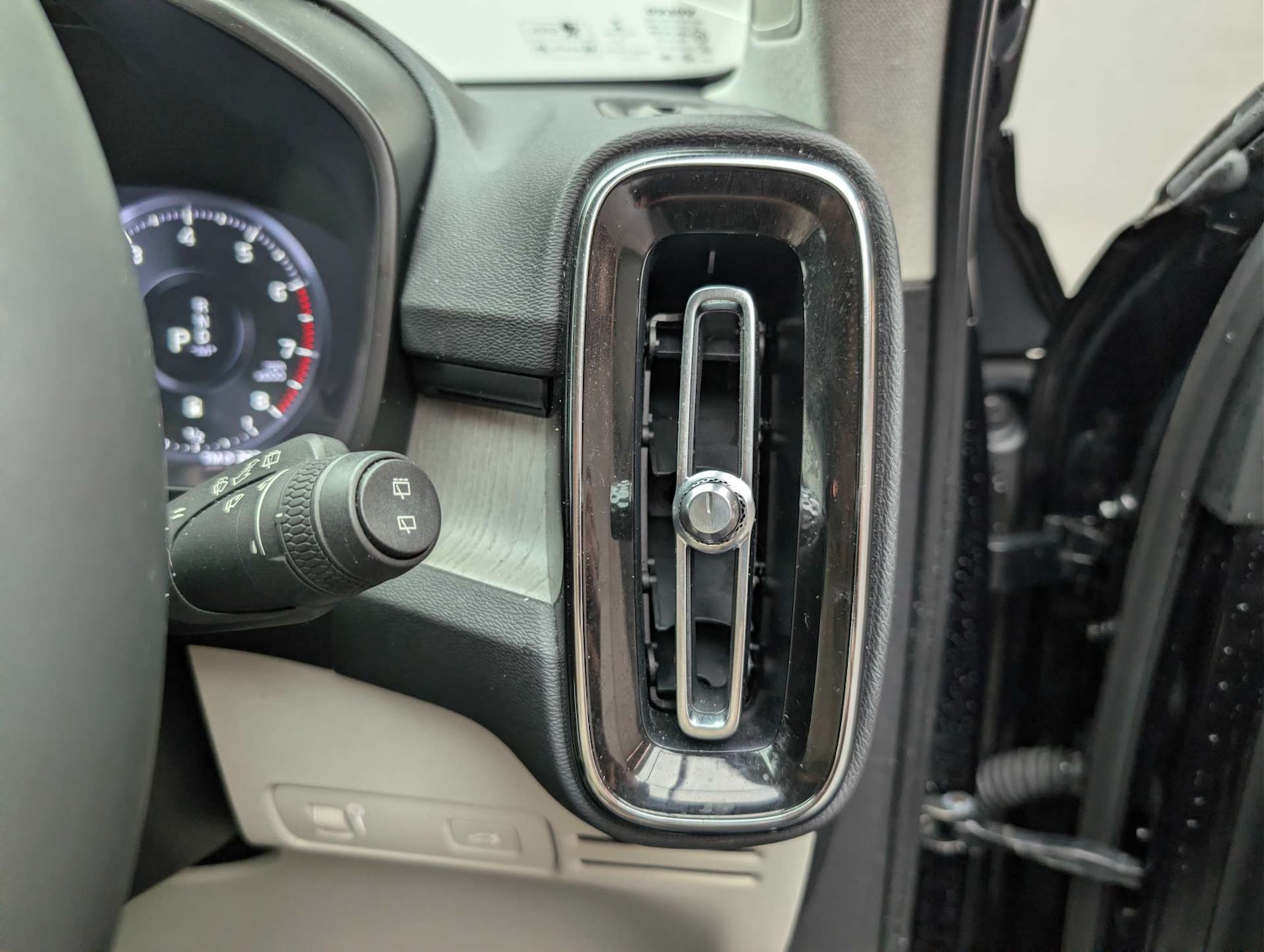 Used Volvo XC40 2021 for sale - 78014297: Photo 31