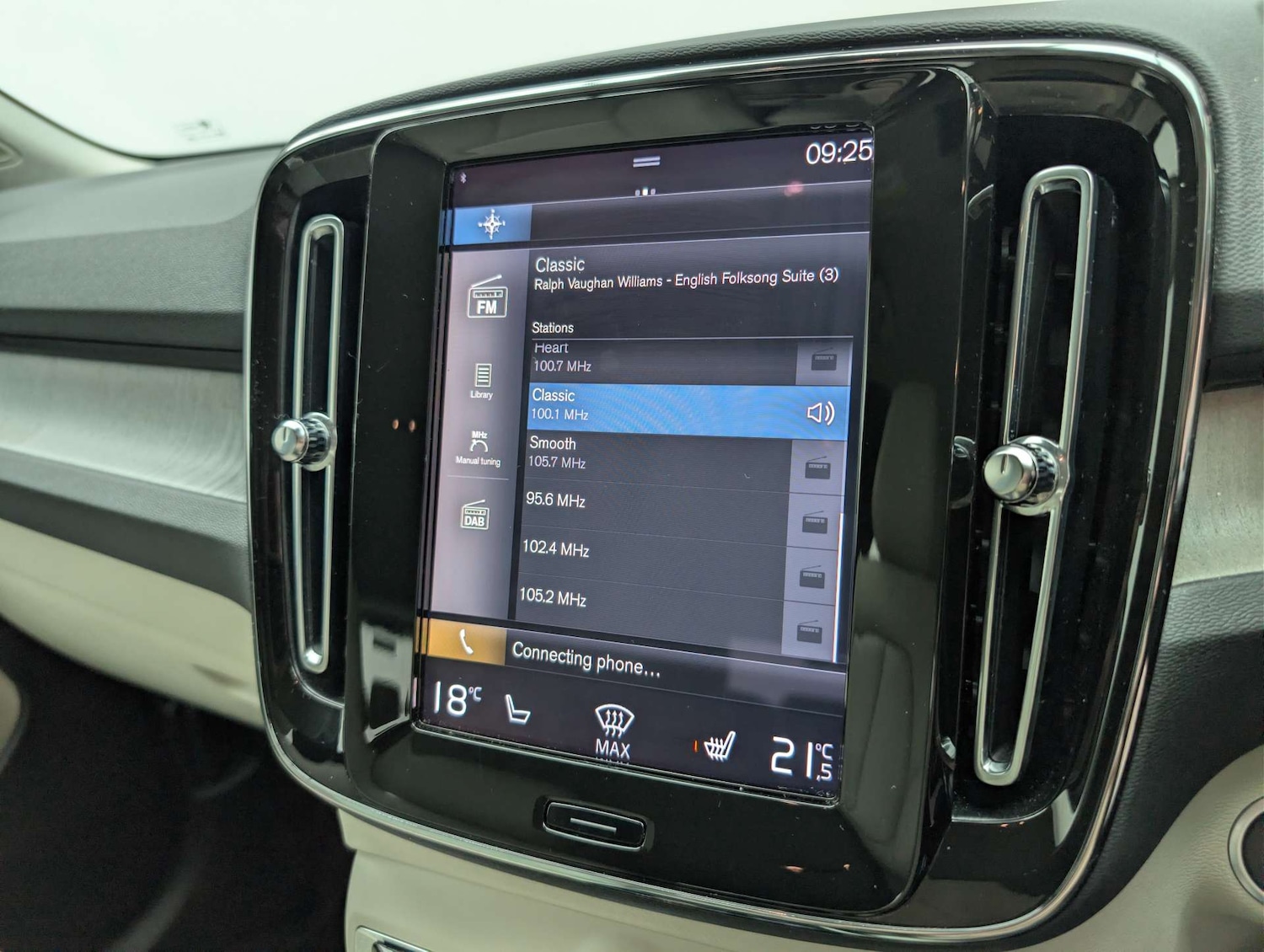 Used Volvo XC40 2021 for sale - 78014297: Photo 33