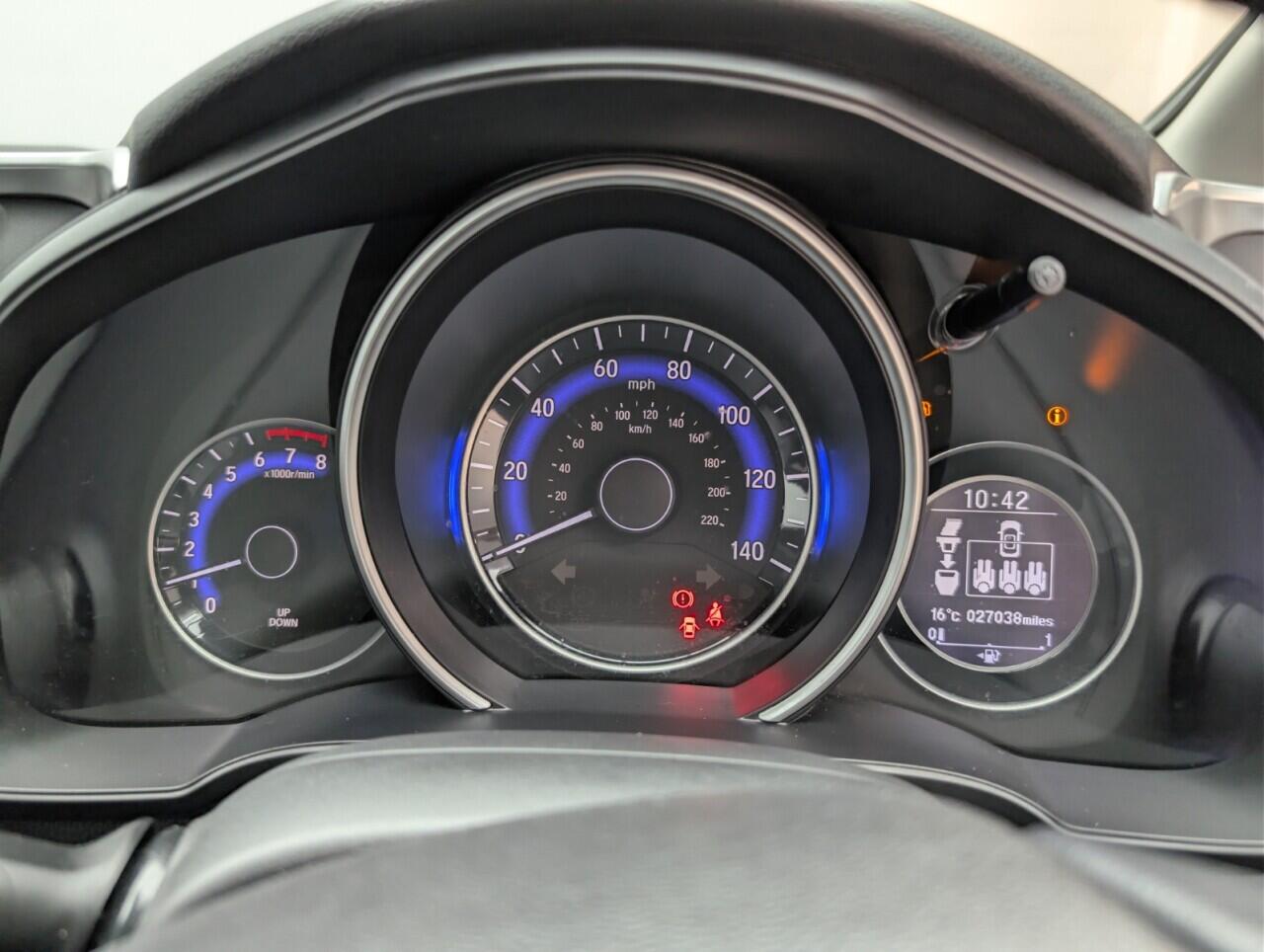 Used Honda Jazz 2016 for sale - 76472419: Photo 18