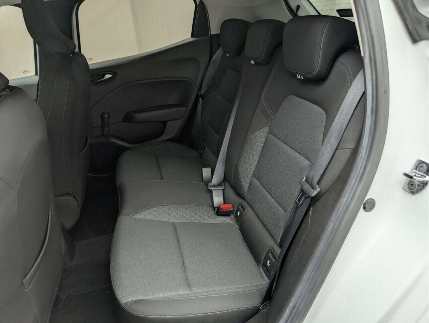 Used Renault Clio 2020 for sale - 77714303: Photo 27