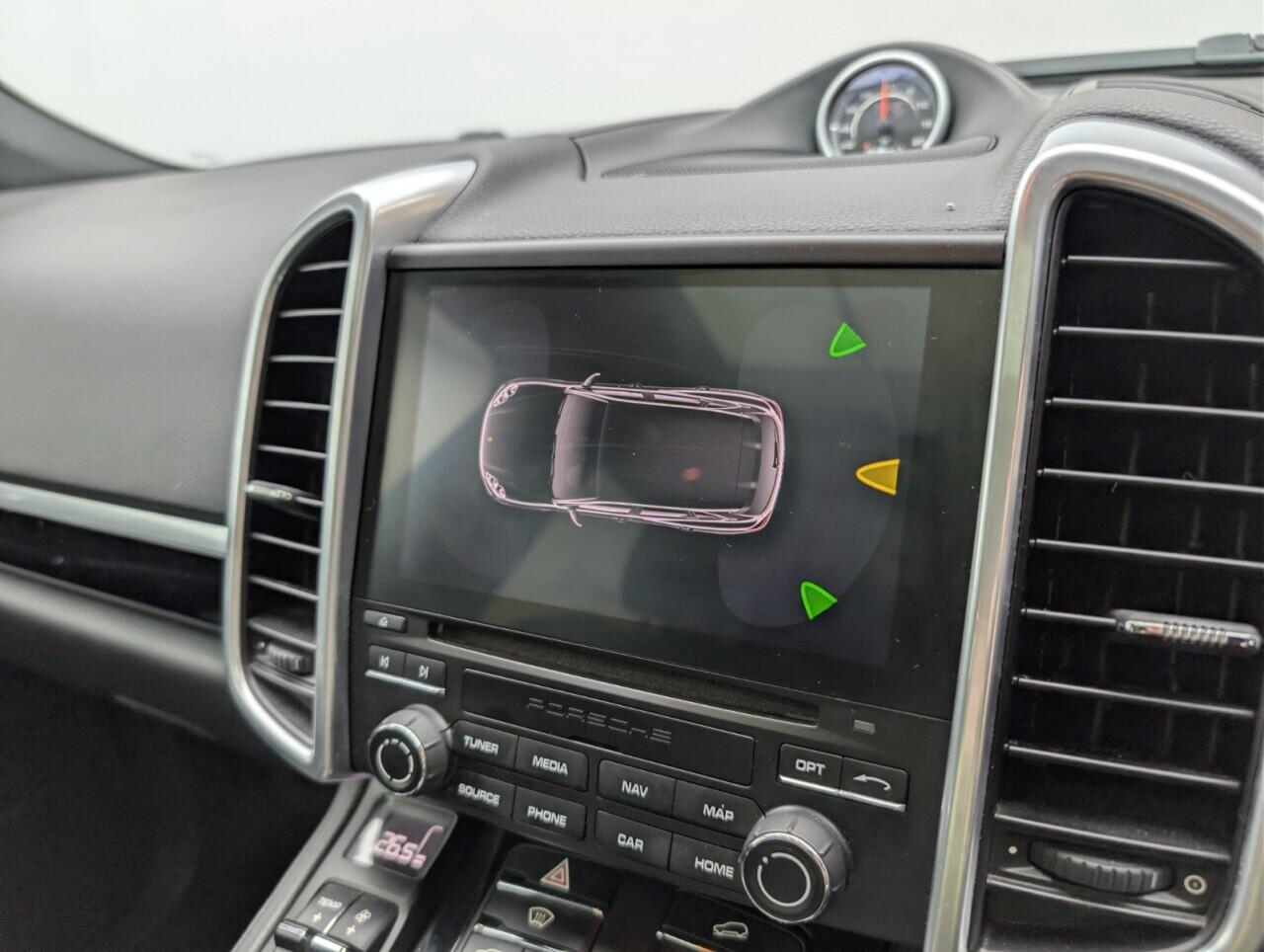 Used Porsche Cayenne 2016 for sale - 77574716: Photo 16