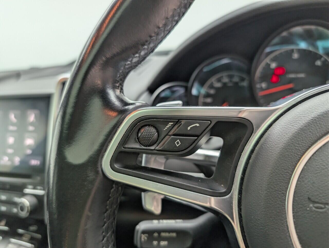 Used Porsche Cayenne 2016 for sale - 77574716: Photo 20