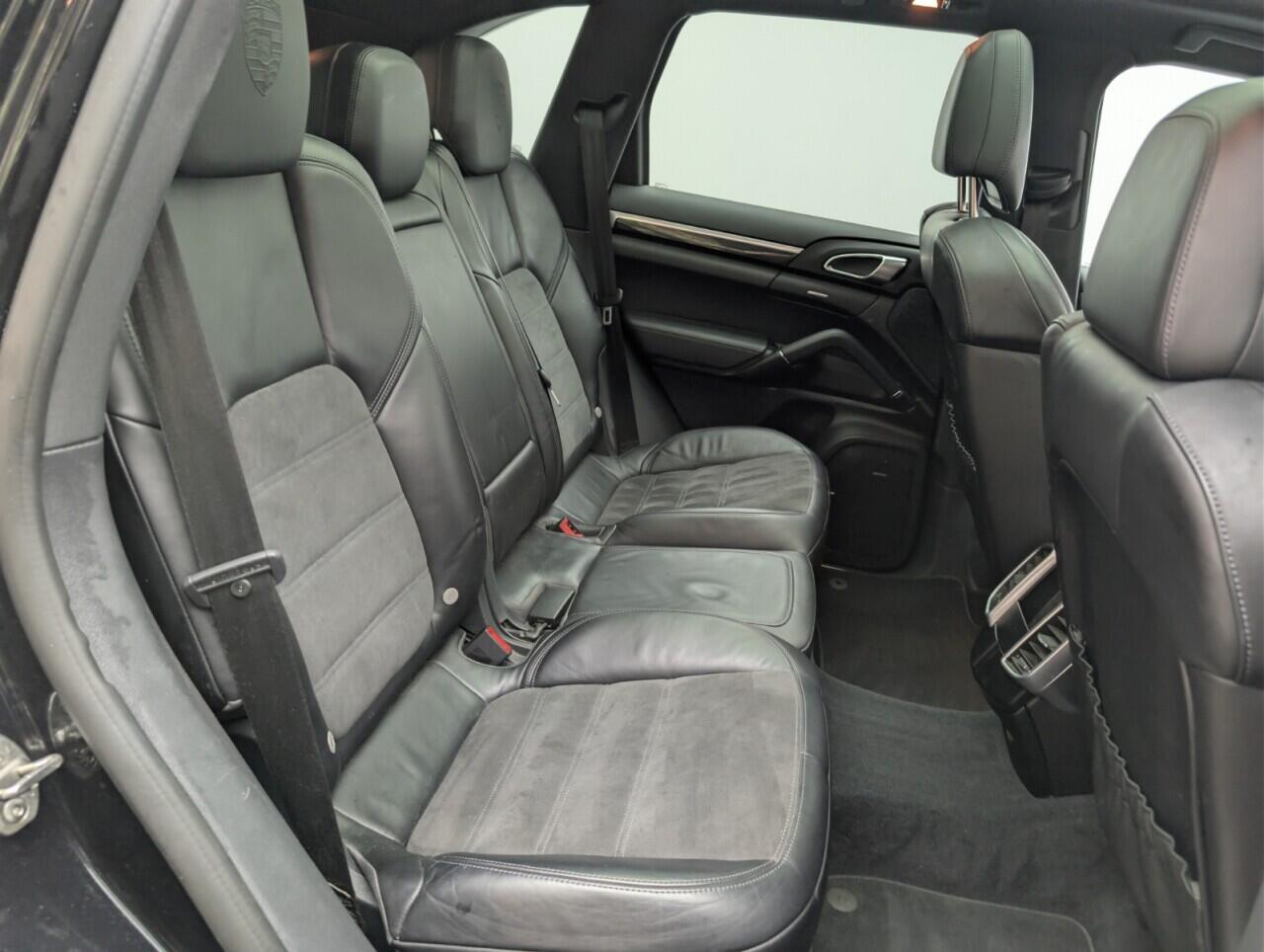 Used Porsche Cayenne 2016 for sale - 77574716: Photo 28