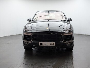 Used Porsche Cayenne 2016 for sale - 77574716: Photo