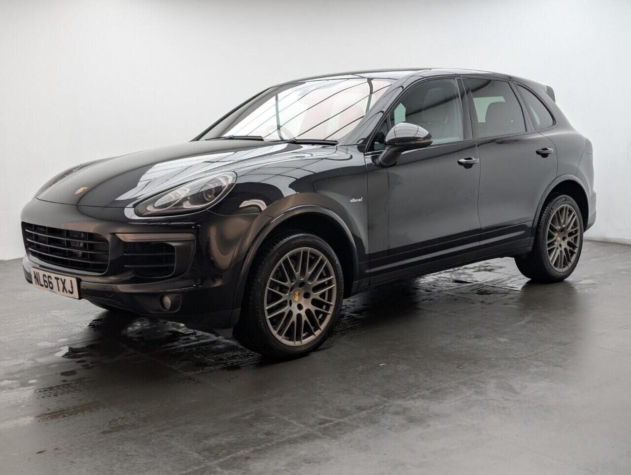 Used Porsche Cayenne 2016 for sale - 77574716: Photo 4