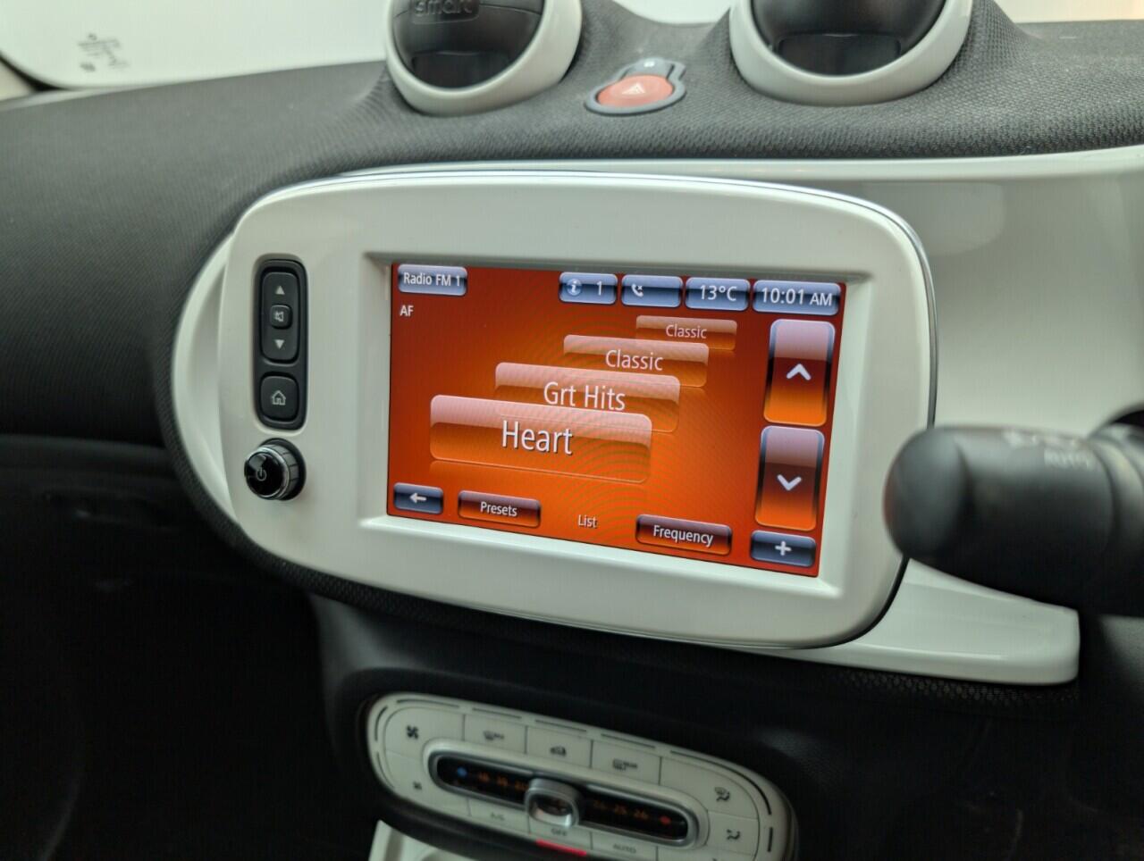 Used smart fortwo 2015 for sale - 76422799: Photo 13