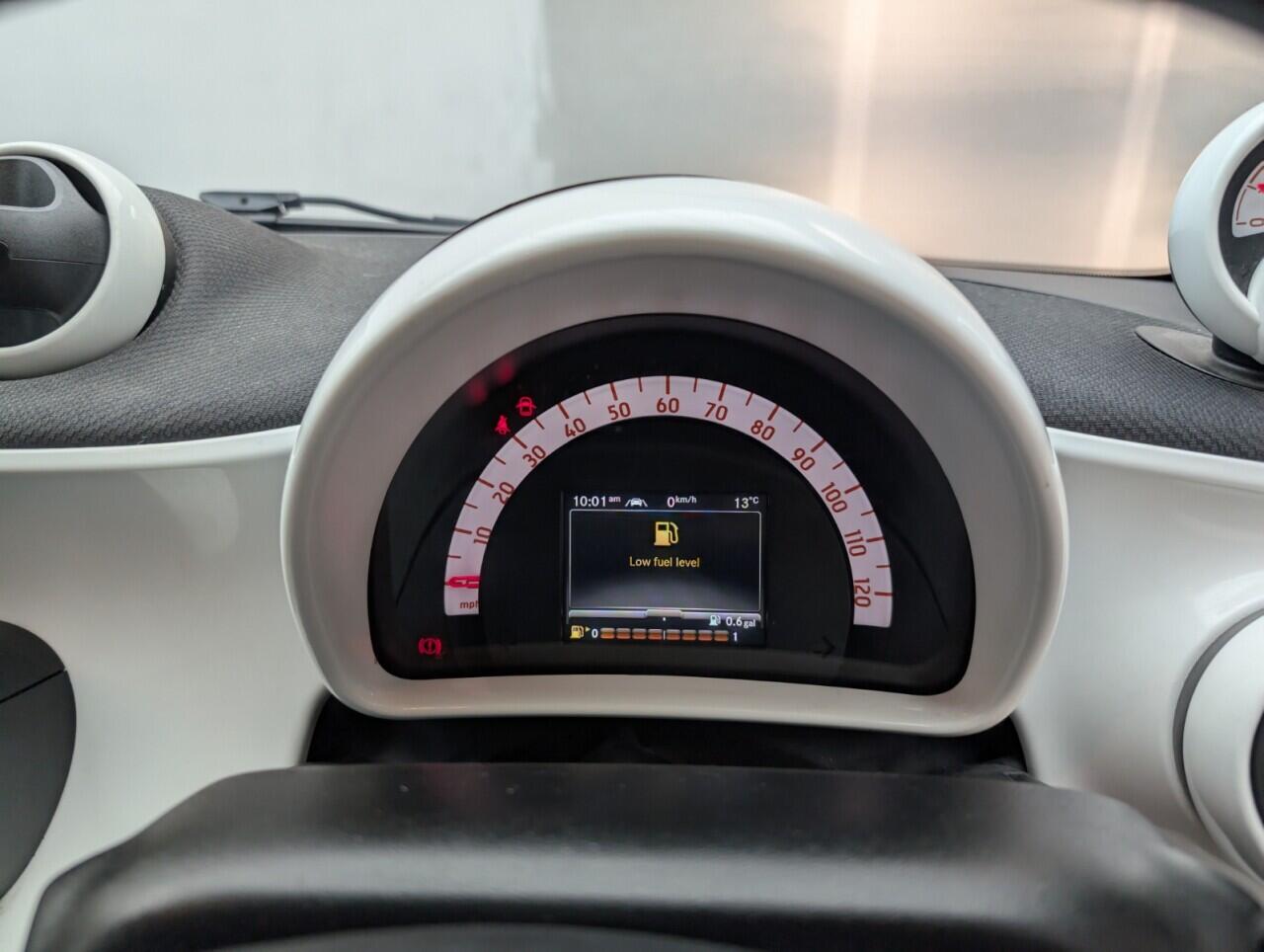 Used smart fortwo 2015 for sale - 76422799: Photo 18