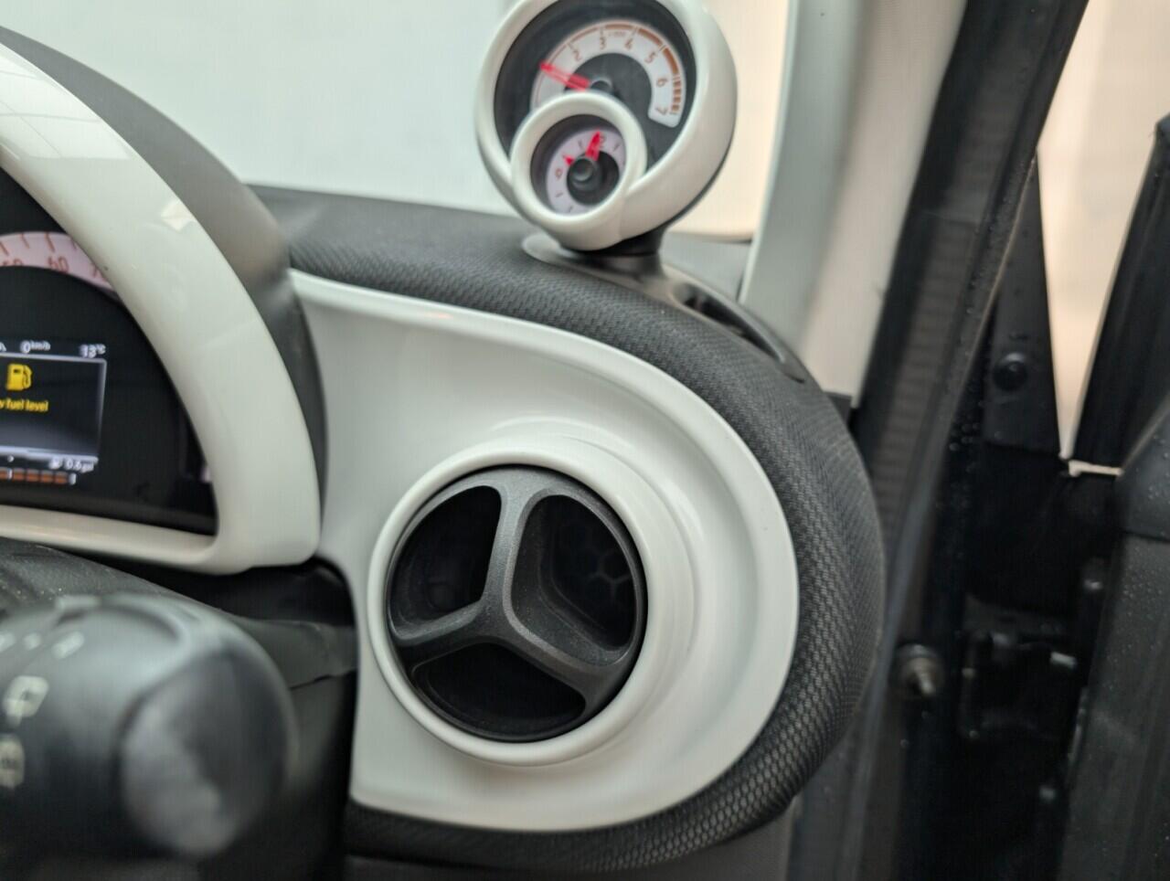 Used smart fortwo 2015 for sale - 76422799: Photo 21