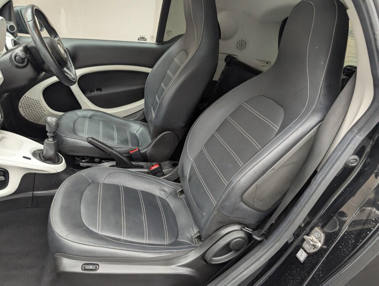 Used smart fortwo 2015 for sale - 76422799: Photo 26