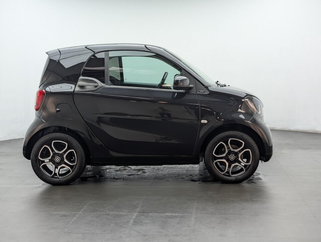 Used smart fortwo 2015 for sale - 76422799: Photo 9