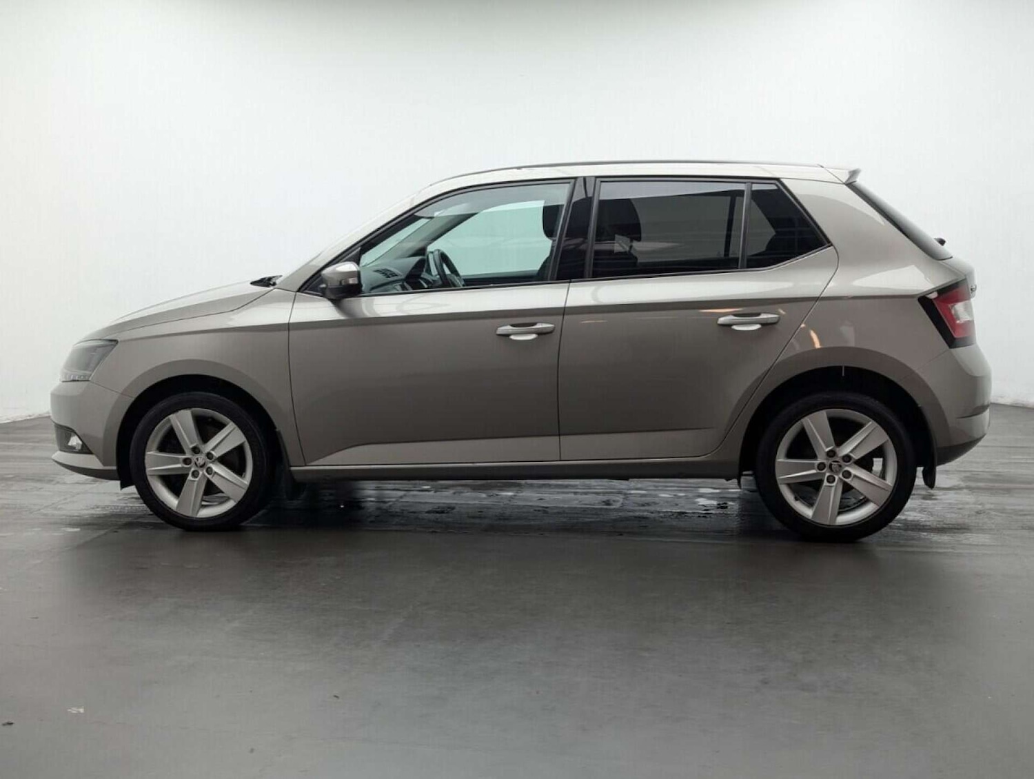 Used Skoda Fabia 2017 for sale - 77714523: Photo 5