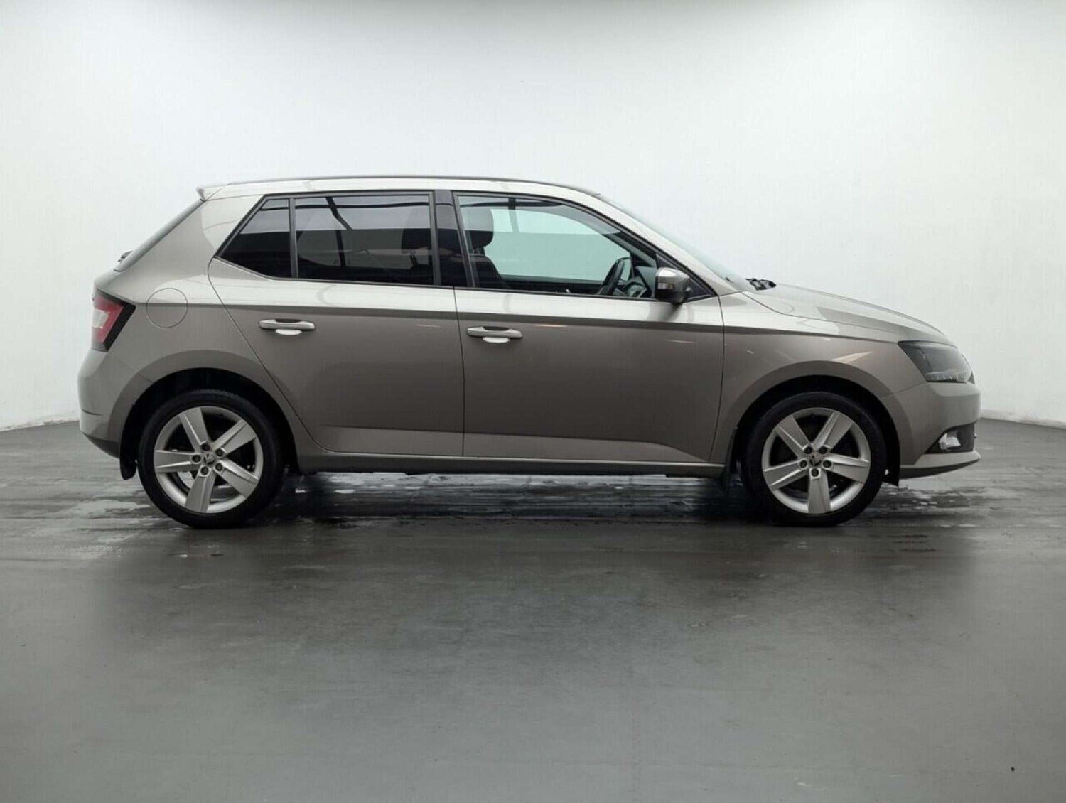 Used Skoda Fabia 2017 for sale - 77714523: Photo 9