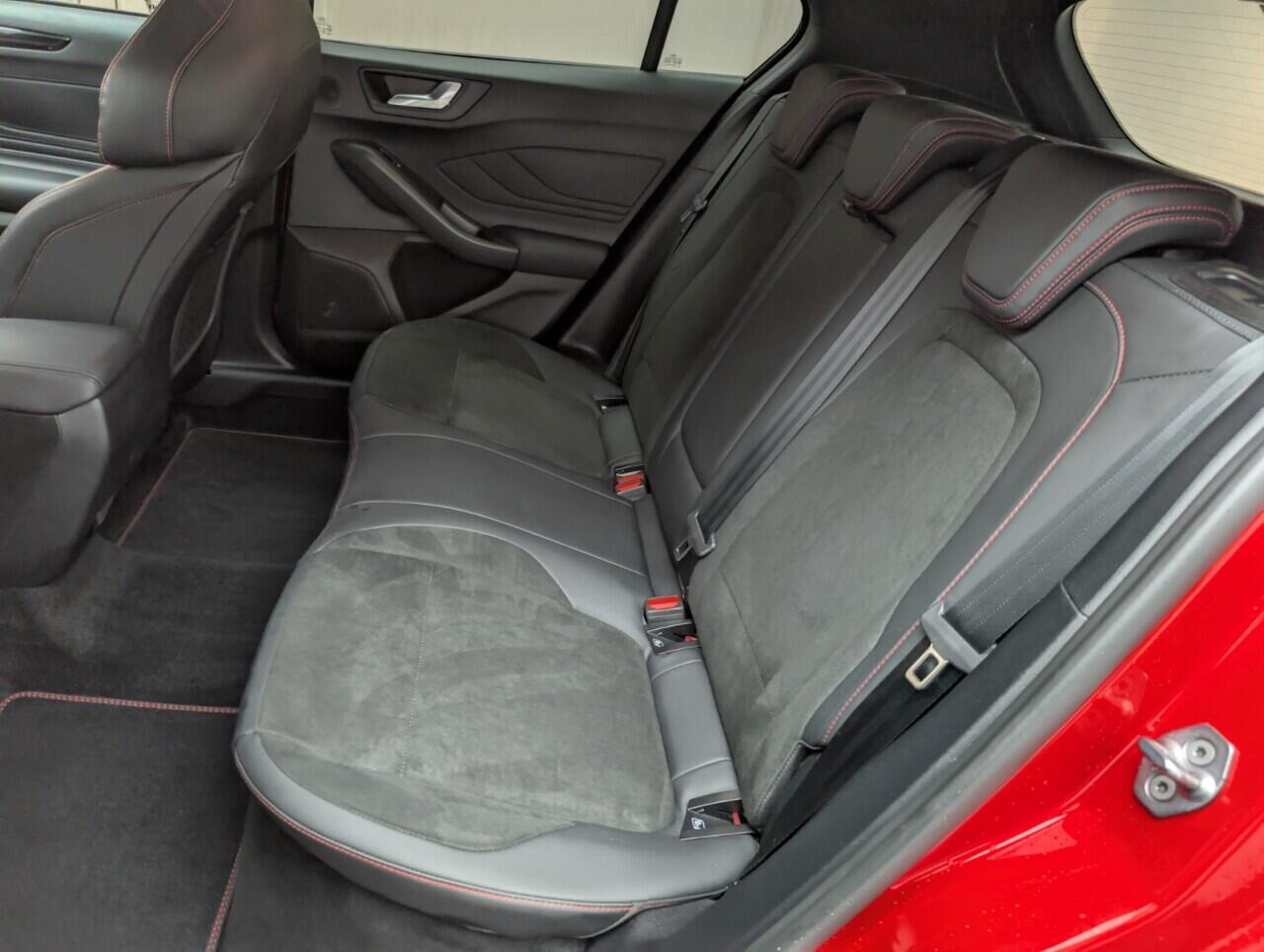 Used Ford Focus 2023 for sale - 76424702: Photo 31