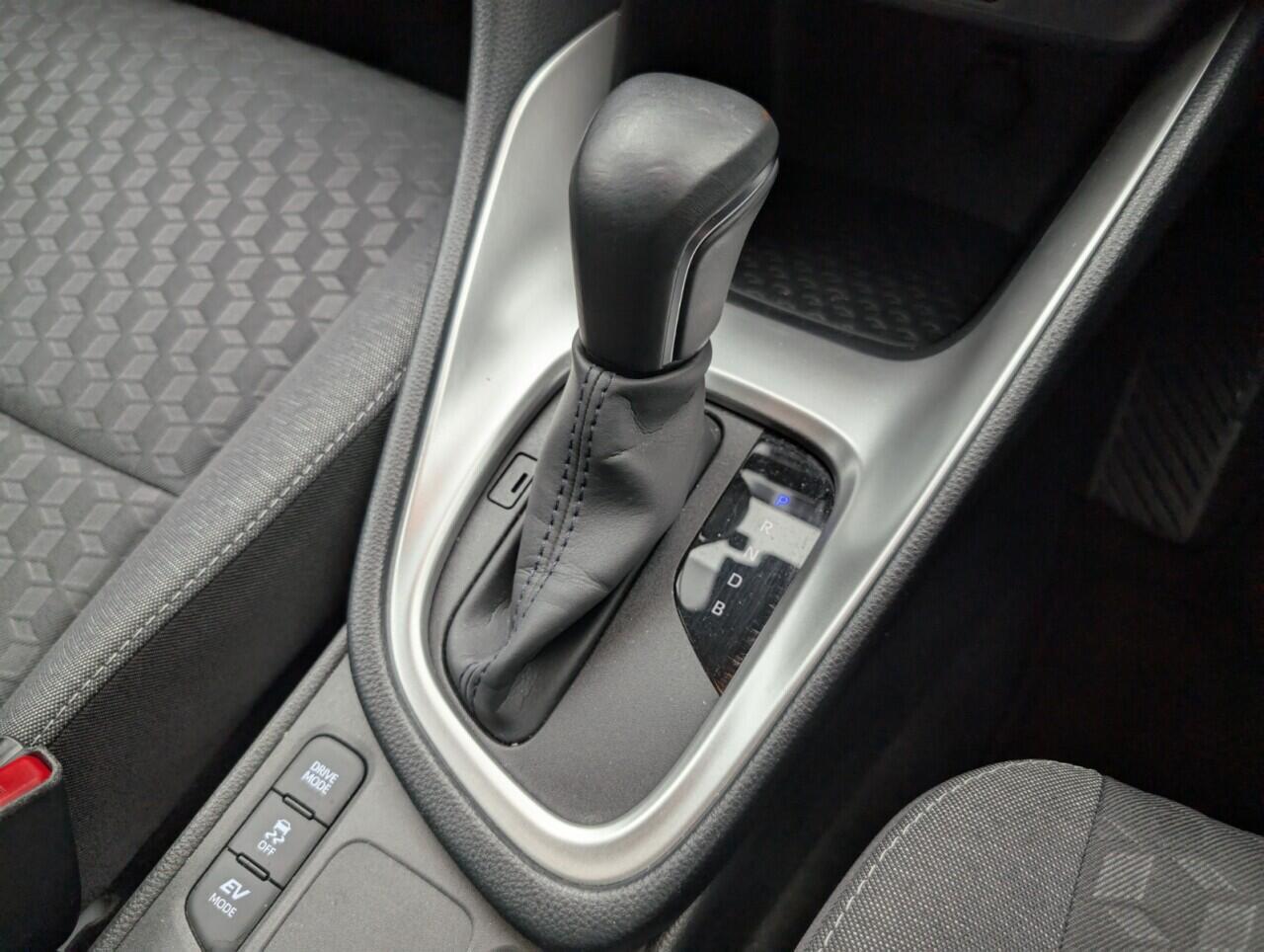 Used Toyota Yaris 2023 for sale - 76424543: Photo 16