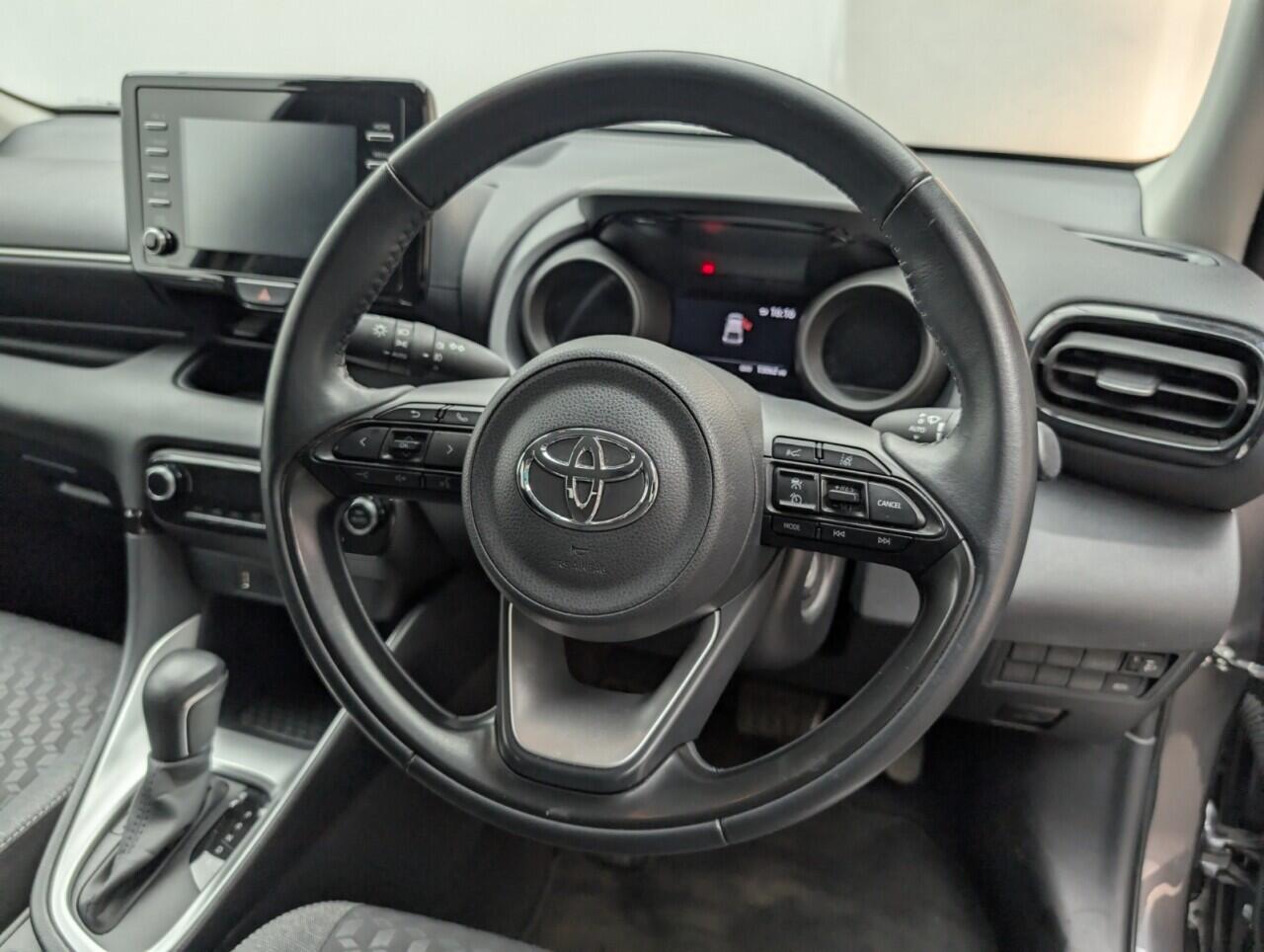 Used Toyota Yaris 2023 for sale - 76424543: Photo 22