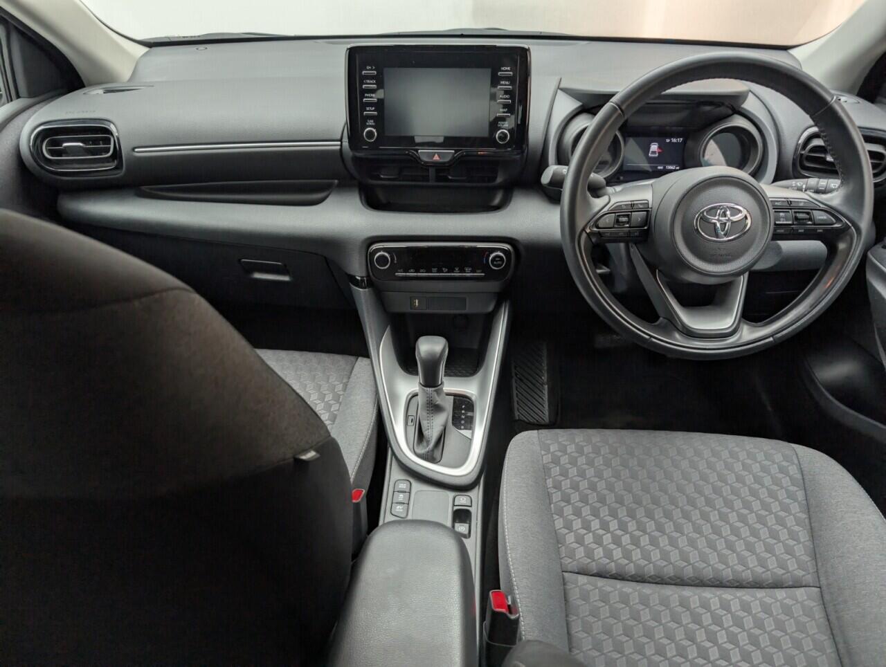 Used Toyota Yaris 2023 for sale - 76424543: Photo 23