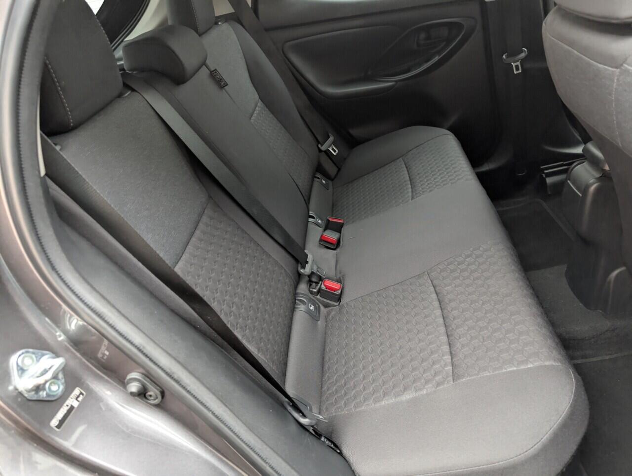 Used Toyota Yaris 2023 for sale - 76424543: Photo 24