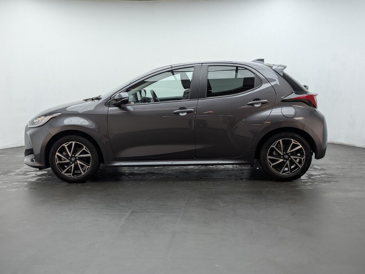 Used Toyota Yaris 2023 for sale - 76424543: Photo 5