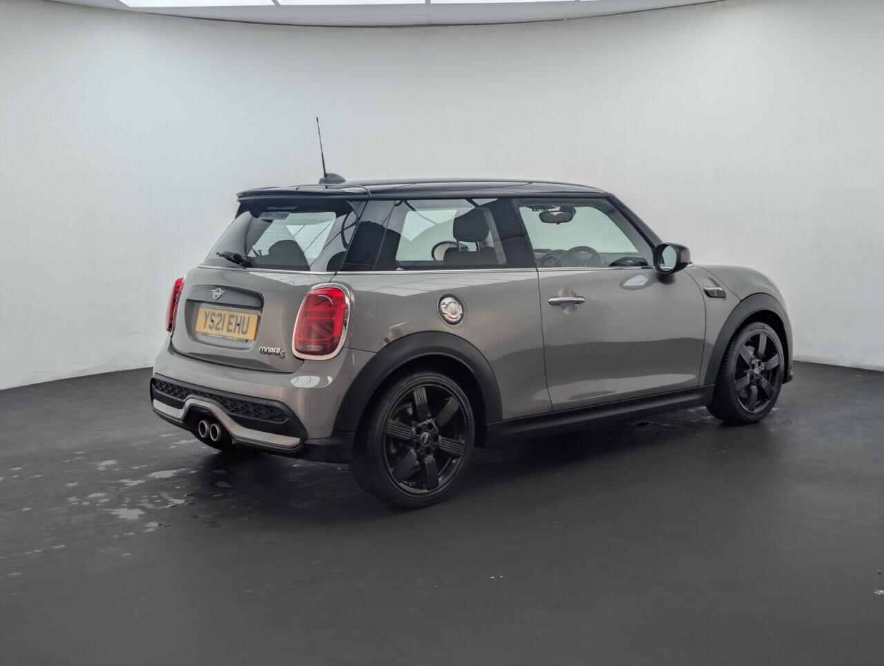 Used MINI Hatch 2021 for sale - 76644607: Photo 8