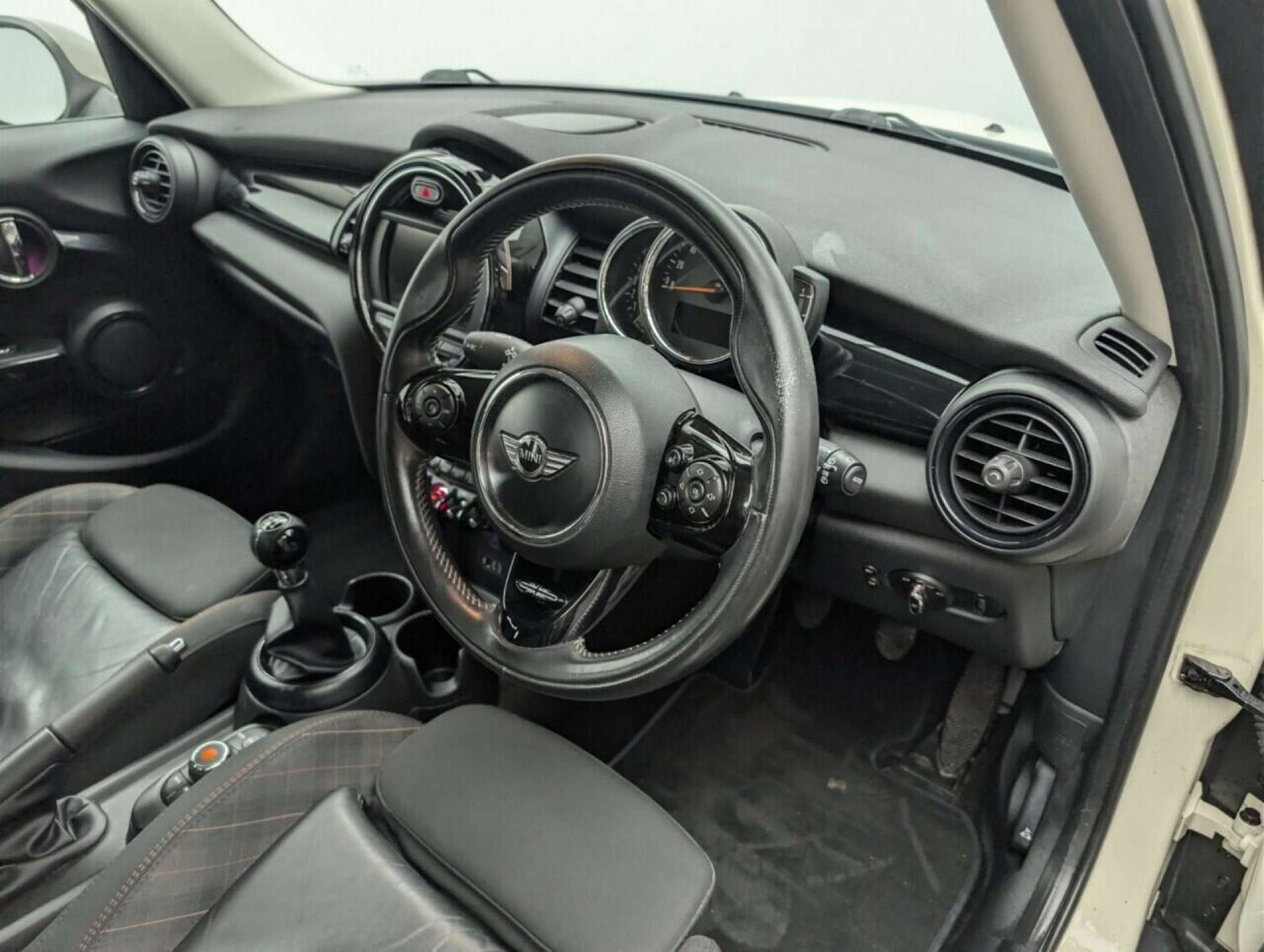 Used MINI Hatch 2018 for sale - 77713377: Photo 10