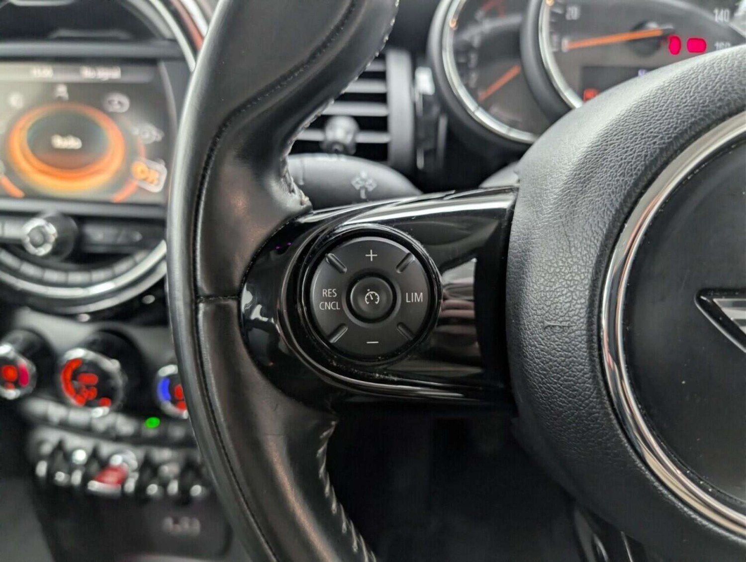 Used MINI Hatch 2018 for sale - 77713377: Photo 17