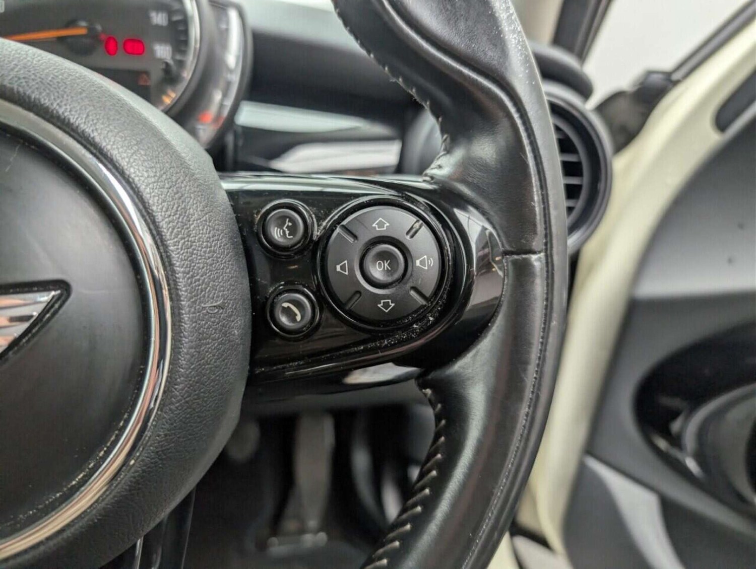 Used MINI Hatch 2018 for sale - 77713377: Photo 18