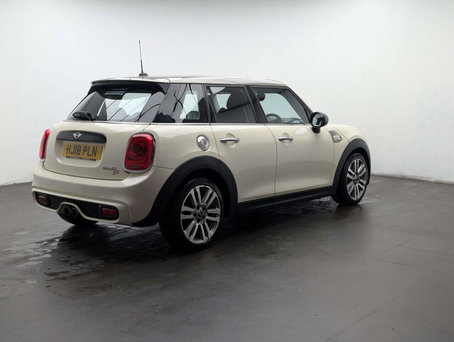 Used MINI Hatch 2018 for sale - 77713377: Photo 8