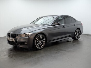 Used BMW 3 Series 2018 for sale - 76424100: Photo