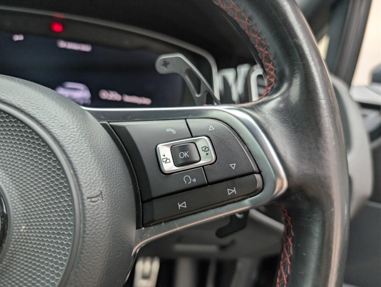 Used Volkswagen Golf 2017 for sale - 76613375: Photo 20