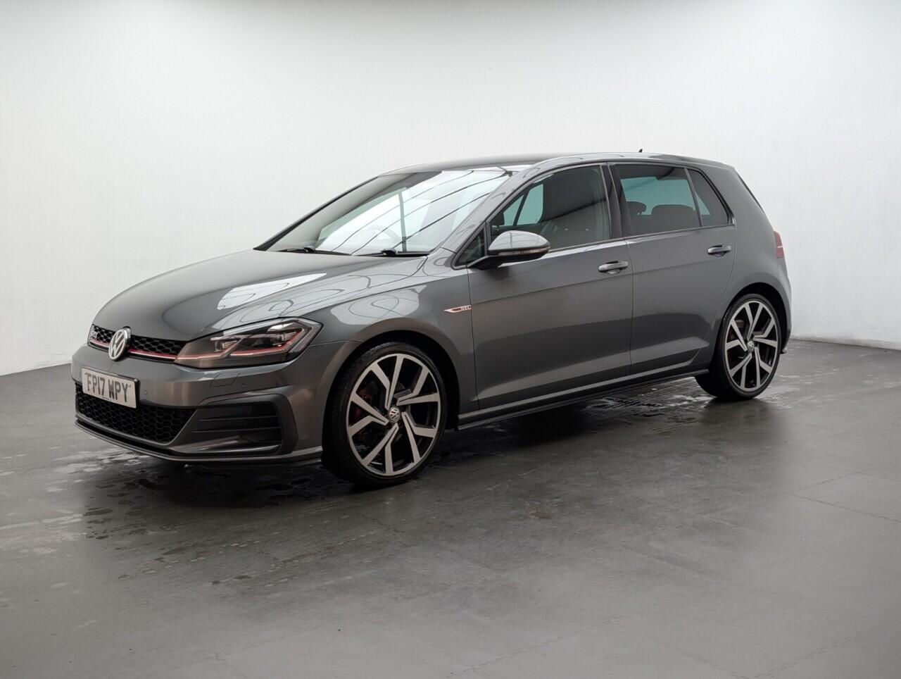 Used Volkswagen Golf 2017 for sale - 76613375: Photo 4