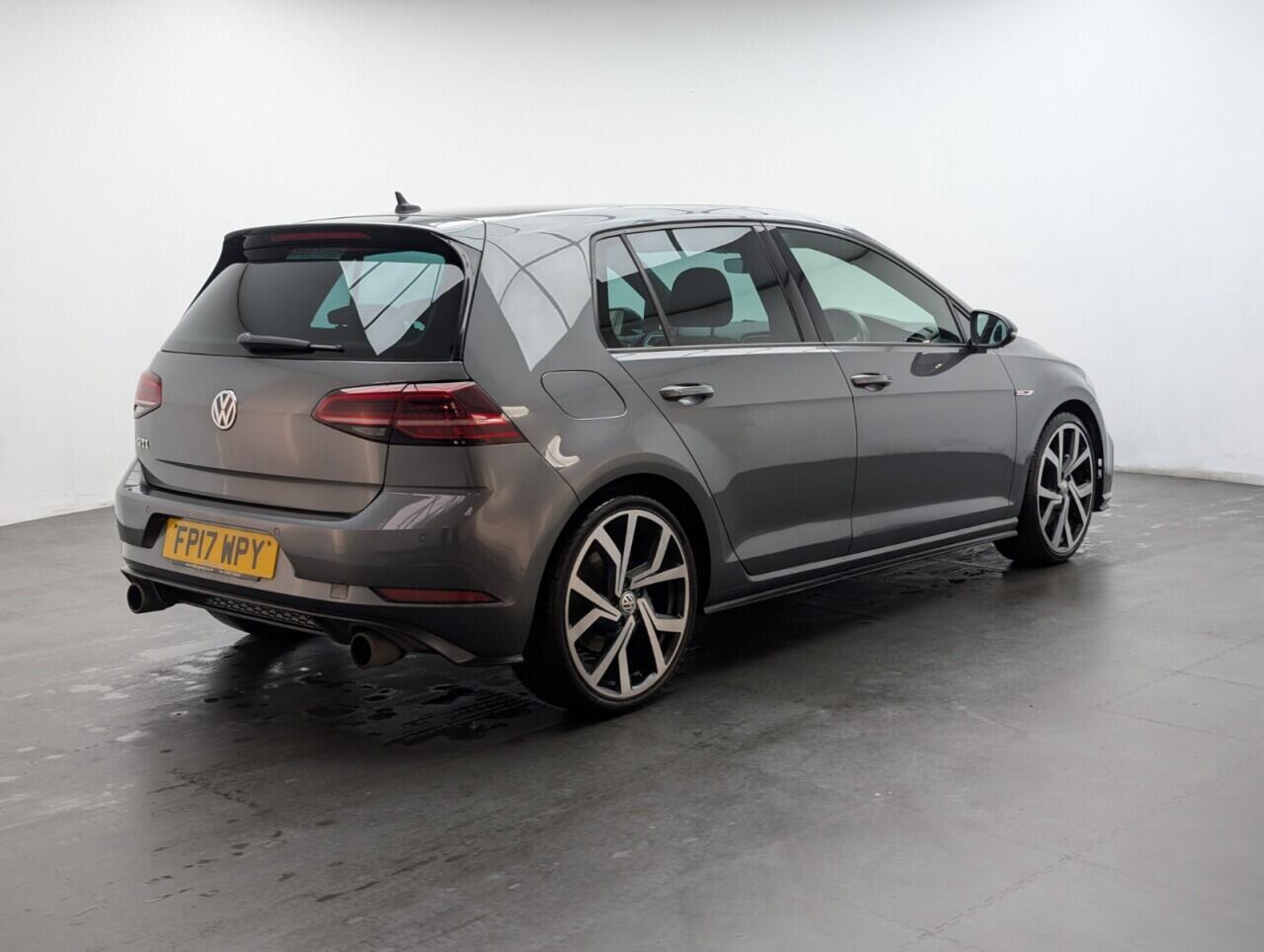 Used Volkswagen Golf 2017 for sale - 76613375: Photo 8