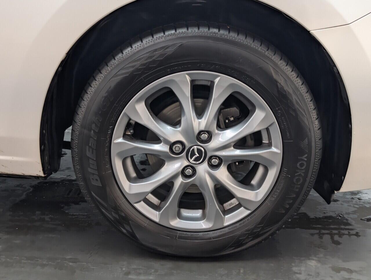 Used Mazda Mazda2 2022 for sale - 76424385: Photo 10