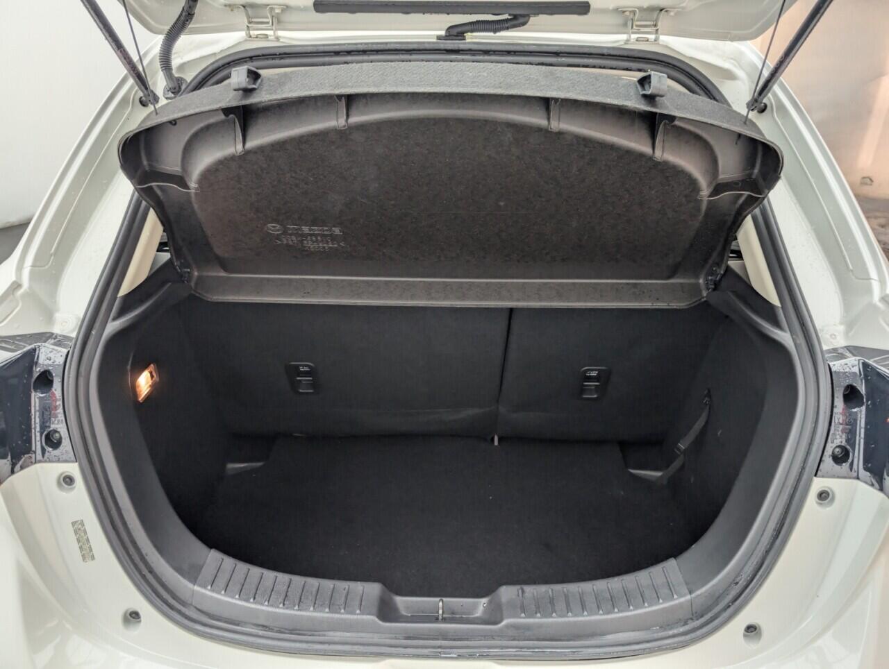 Used Mazda Mazda2 2022 for sale - 76424385: Photo 26