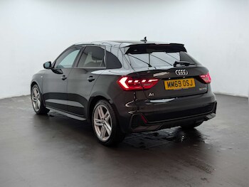 Used Audi A1 2020 for sale - 77766881: Photo