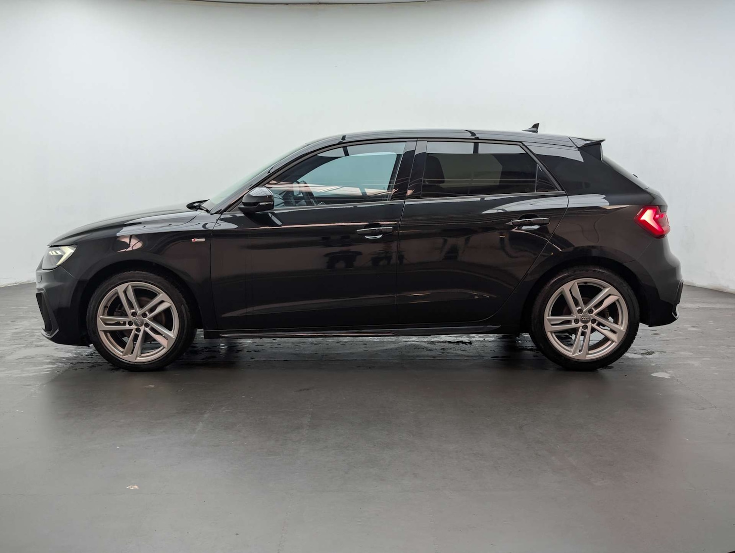 Used Audi A1 2020 for sale - 77766881: Photo 7