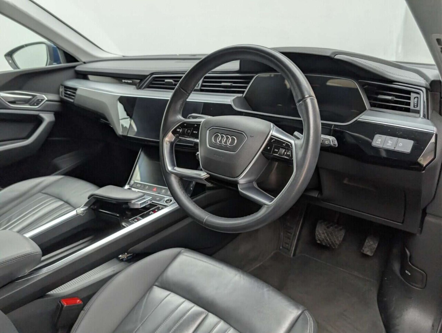 Used Audi e-tron 2020 for sale - 77713103: Photo 11