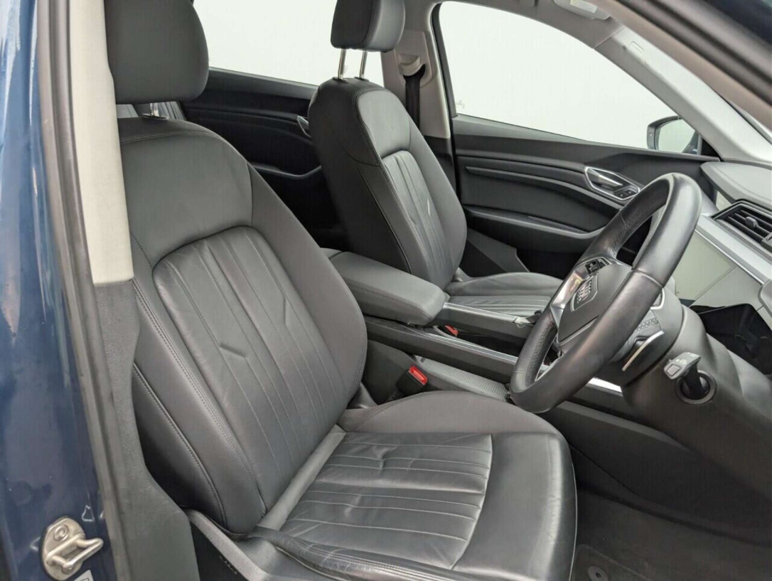 Used Audi e-tron 2020 for sale - 77713103: Photo 12