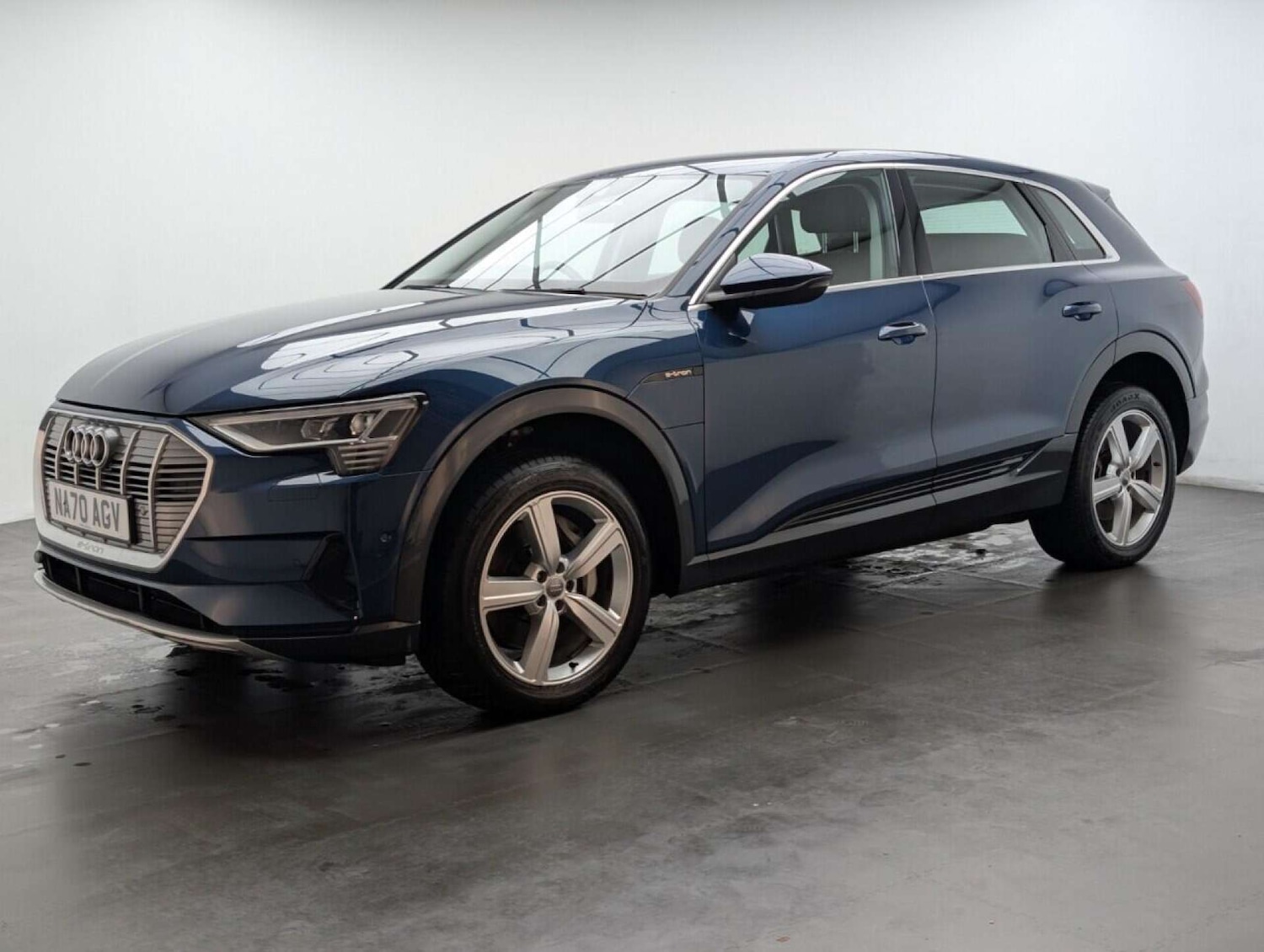 Used Audi e-tron 2020 for sale - 77713103: Photo 4