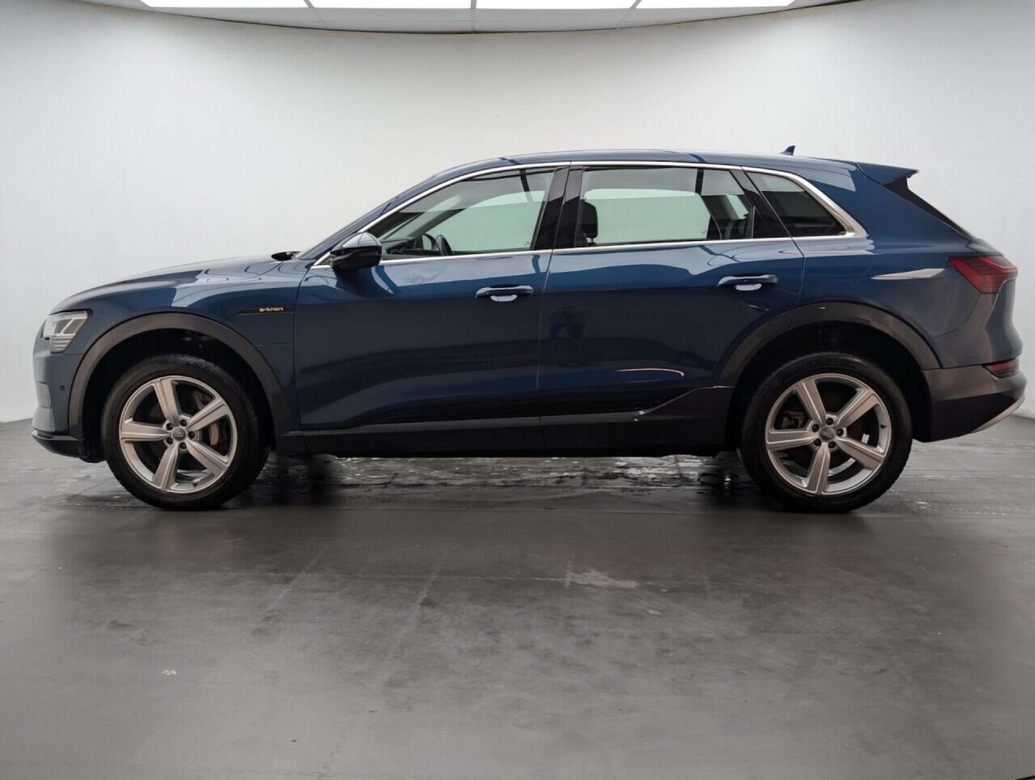 Used Audi e-tron 2020 for sale - 77713103: Photo 5