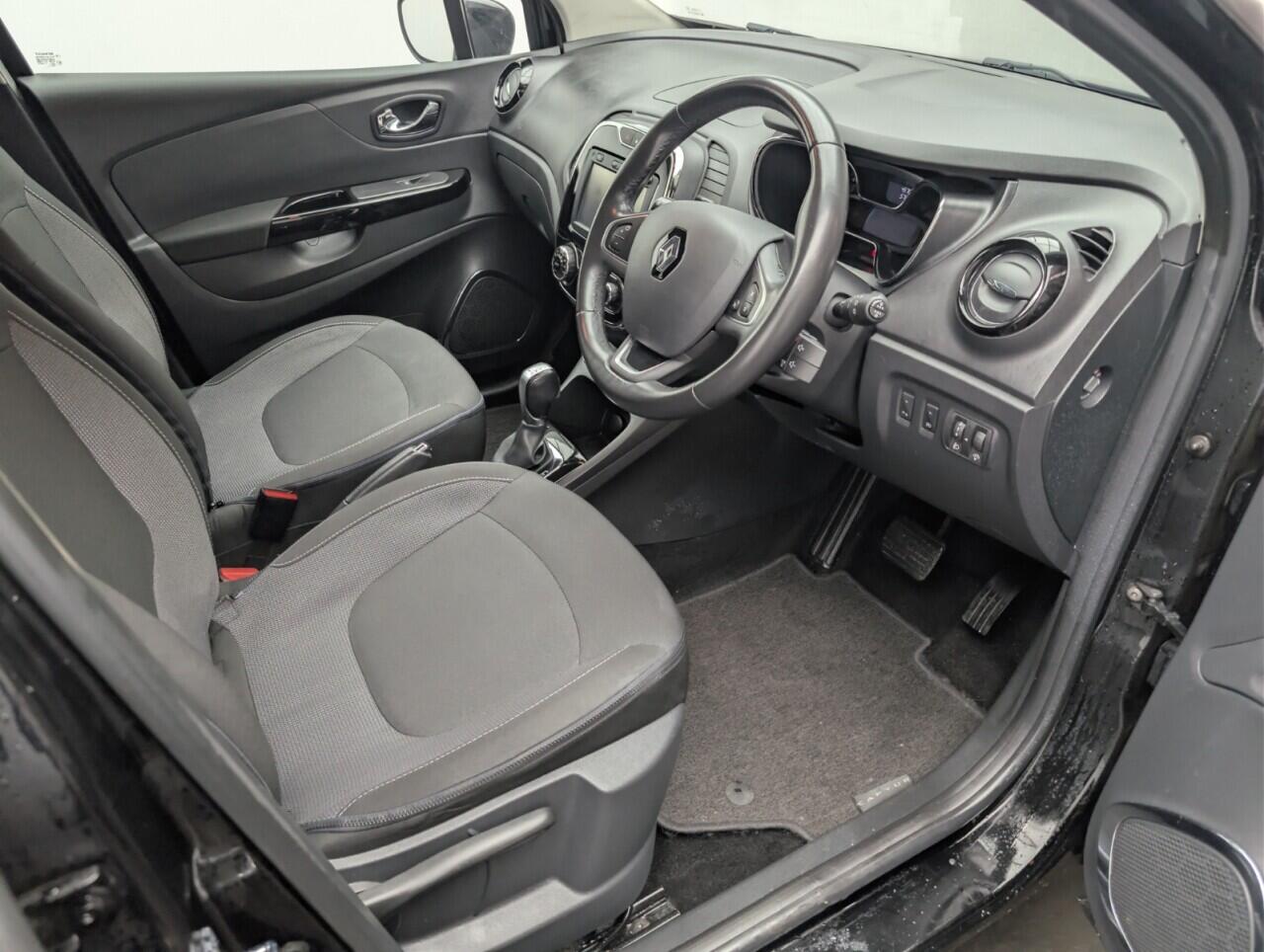 Used Renault Captur 2016 for sale - 77456115: Photo 11