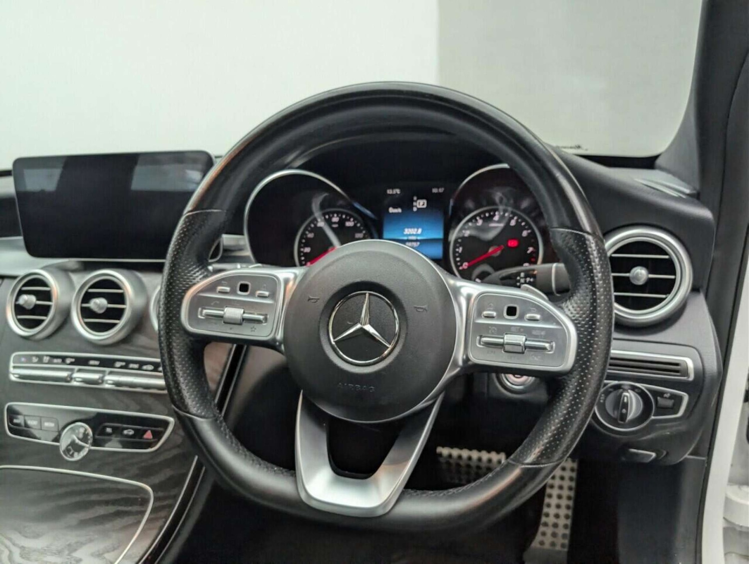 Used Mercedes-Benz C Class 2019 for sale - 77714944: Photo 21